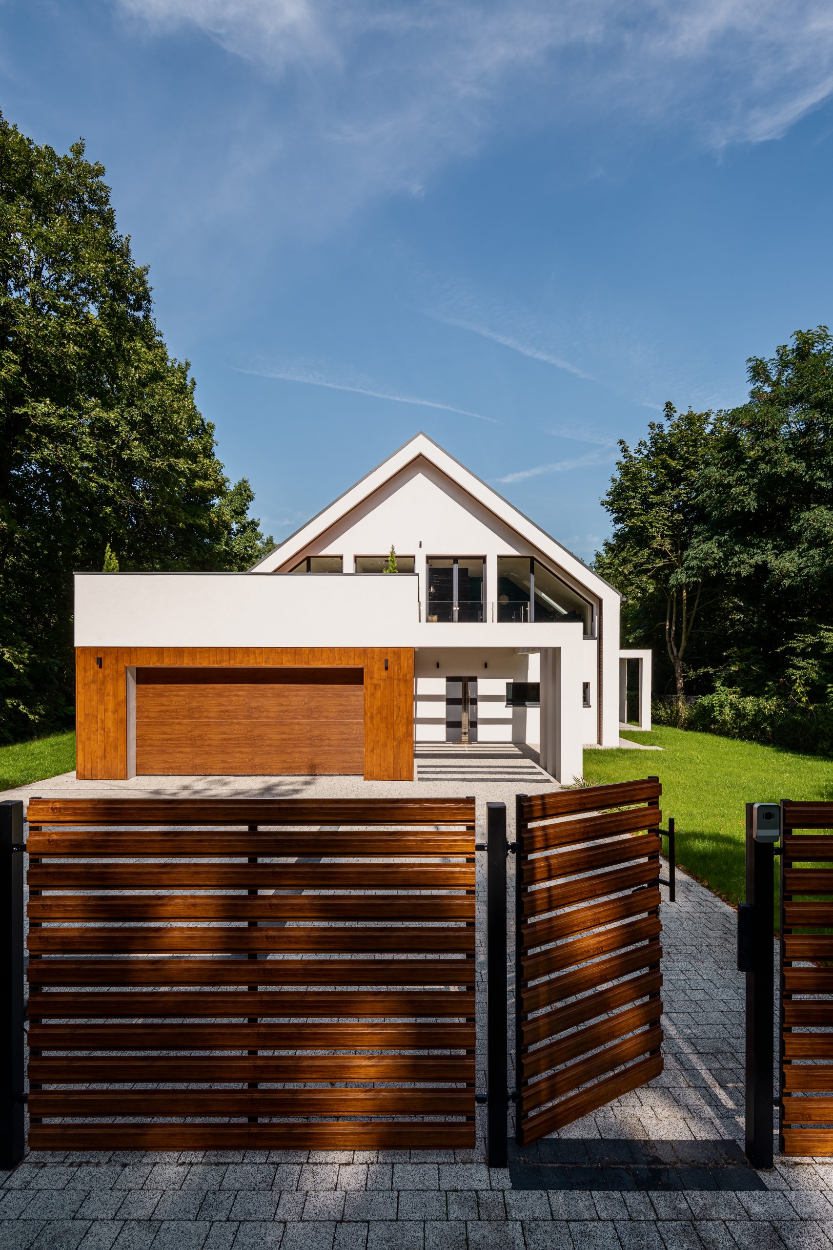 Elegant house with stylish fence